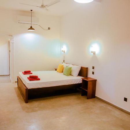 Sweet Emotion Hotel Mirissa Exterior photo